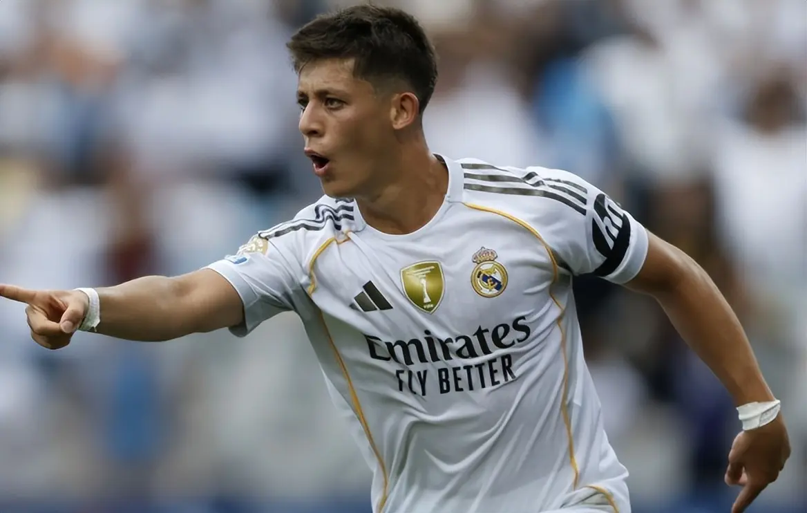 轮西甲过后, 阿诺德